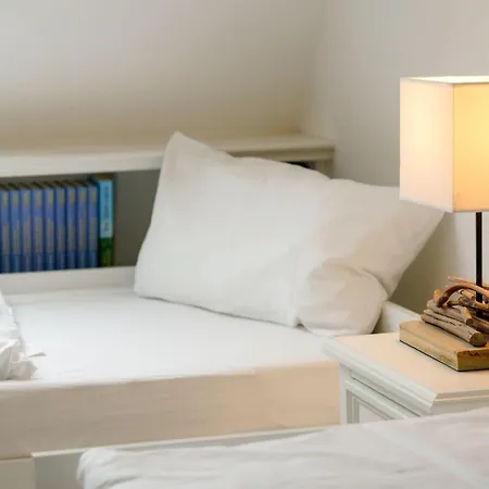 Haus Strandburg Apartment *