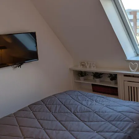 Haus Strandburg Apartment *