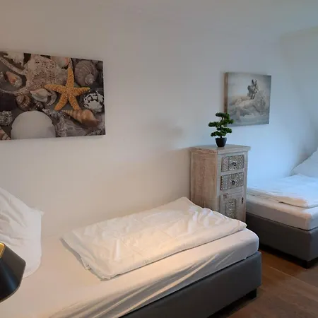 Haus Strandburg Apartment *