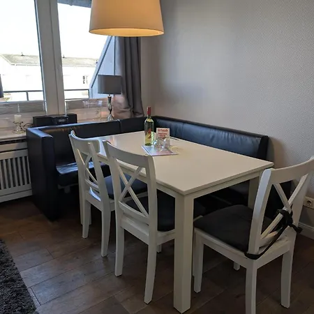 Haus Strandburg Apartment *